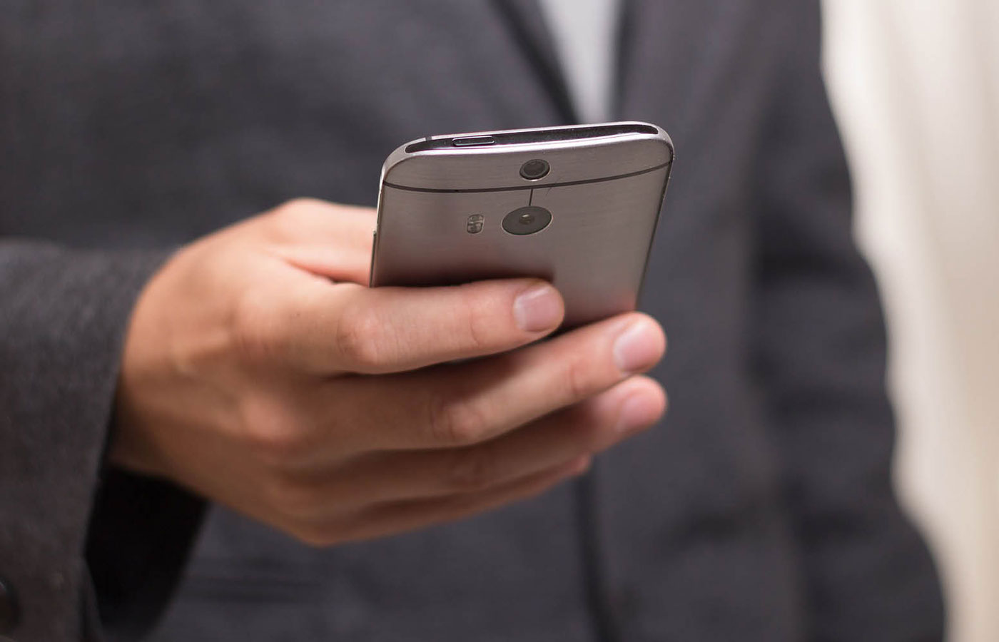 HTC Handy