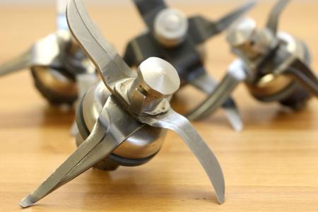 Ausgebautes Messer der Thermomix Küchenmaschine
