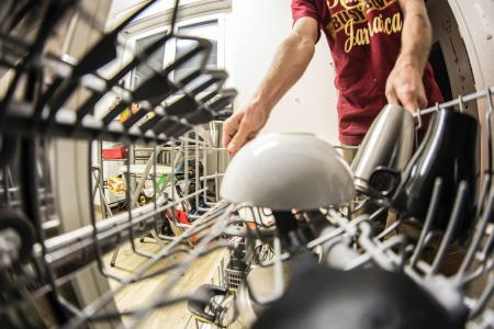 Geschirrspueler pumpt nicht ab