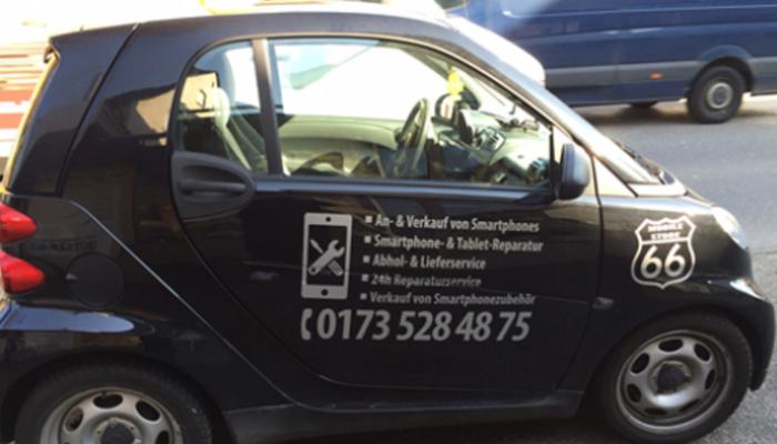 Smartphone Reparatur Firmenwagen