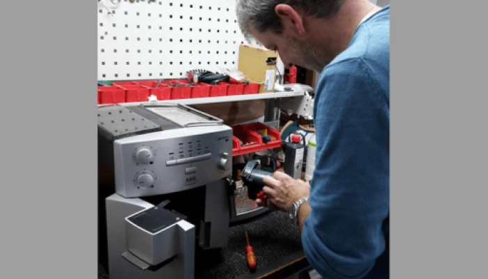 Techniker Kaffeevollautomat