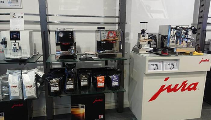 164_Laden_innen_Kaffee_Jura_anders