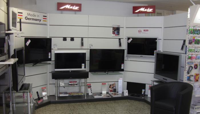 Fernseher Regal