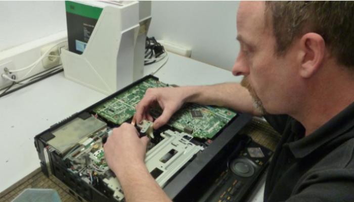 Techniker in der Werkstatt